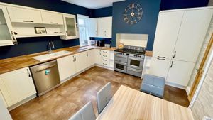 Photo 2- click for photo gallery